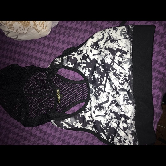 Madden Sports Bra - Picture 2 of 7